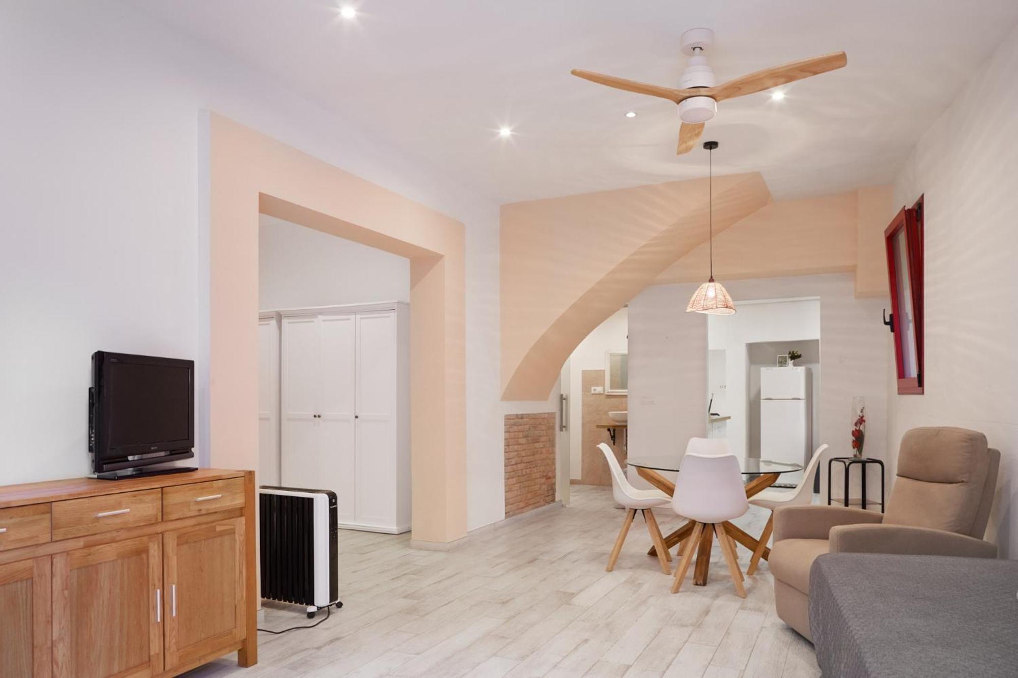 Loft Con Encanto En El Corazon Historico De Peralada Buitenkant foto